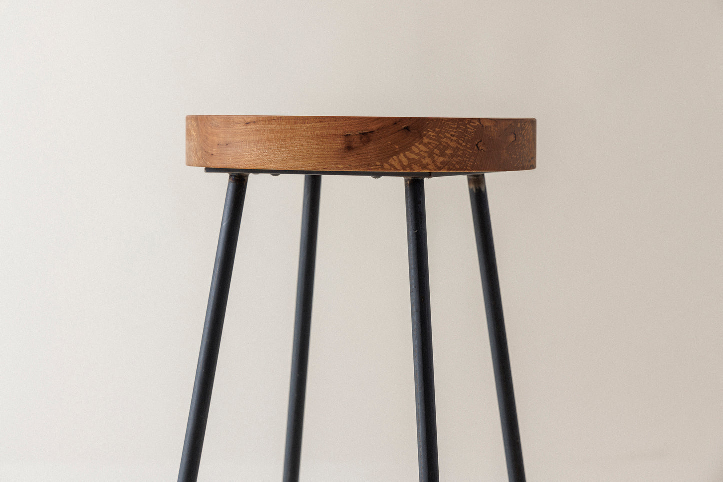 #122 Stool