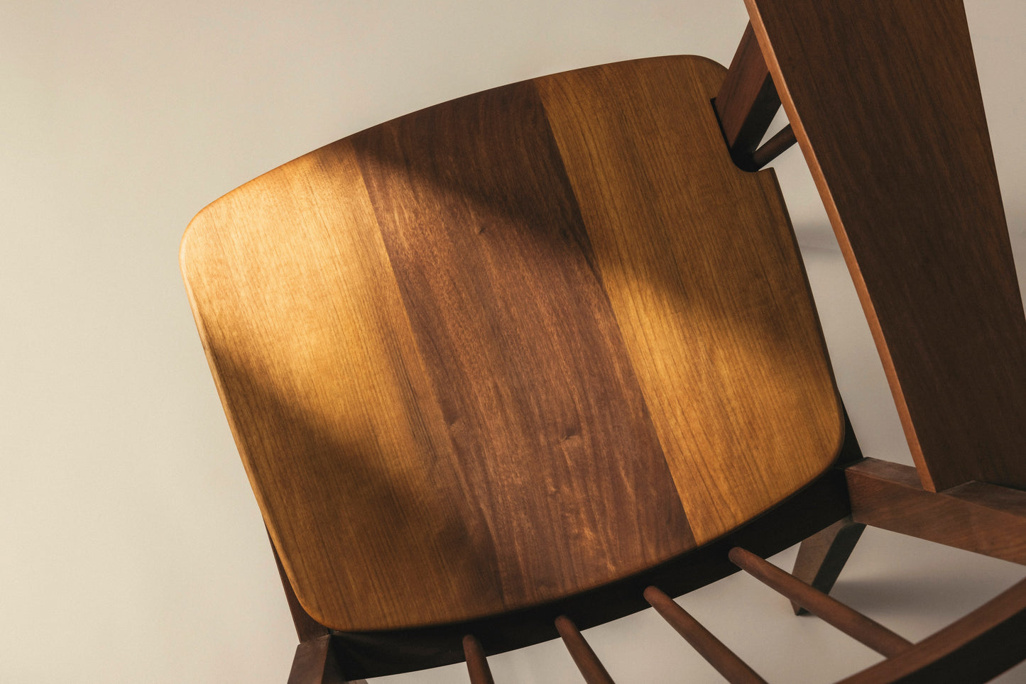 #56 Chair (one armrest・right)