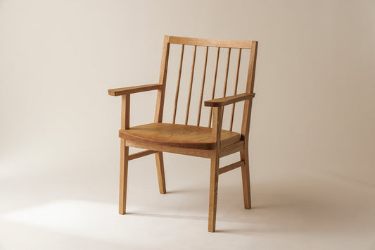 #60 Chair(armrest)