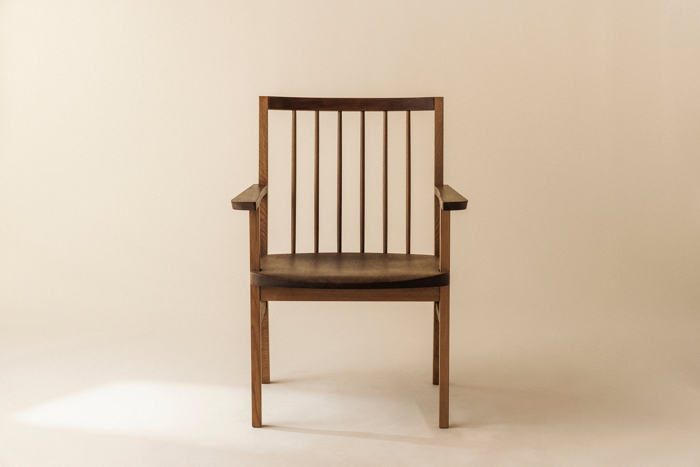 #61 Chair(armrest)