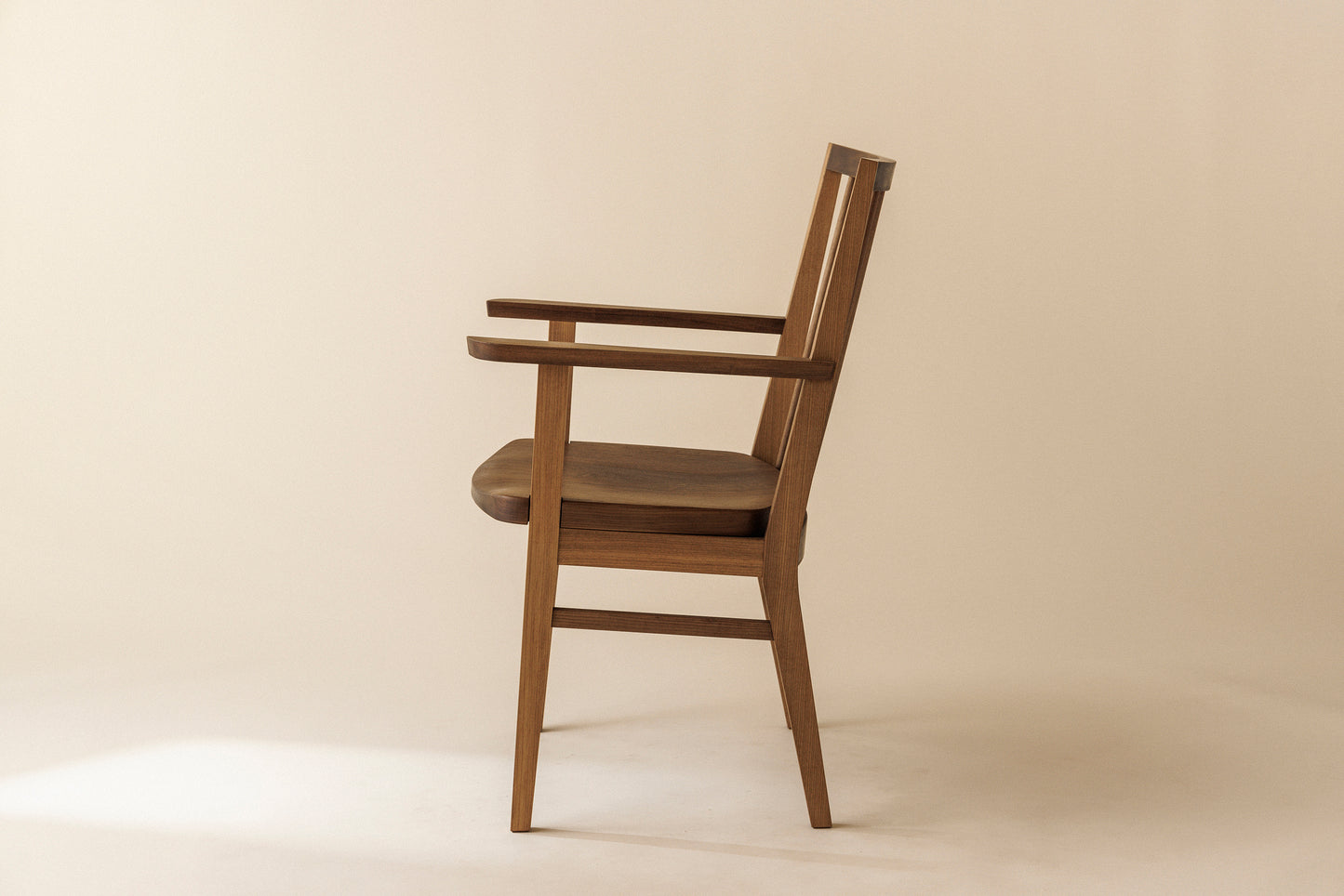 #61 Chair(armrest)