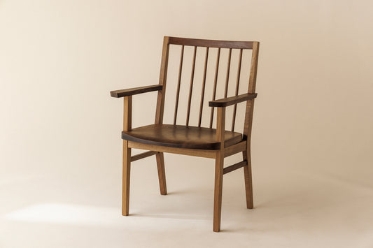 #62 Chair(armrest)
