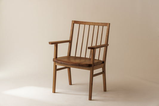 #64 Chair(armrest)