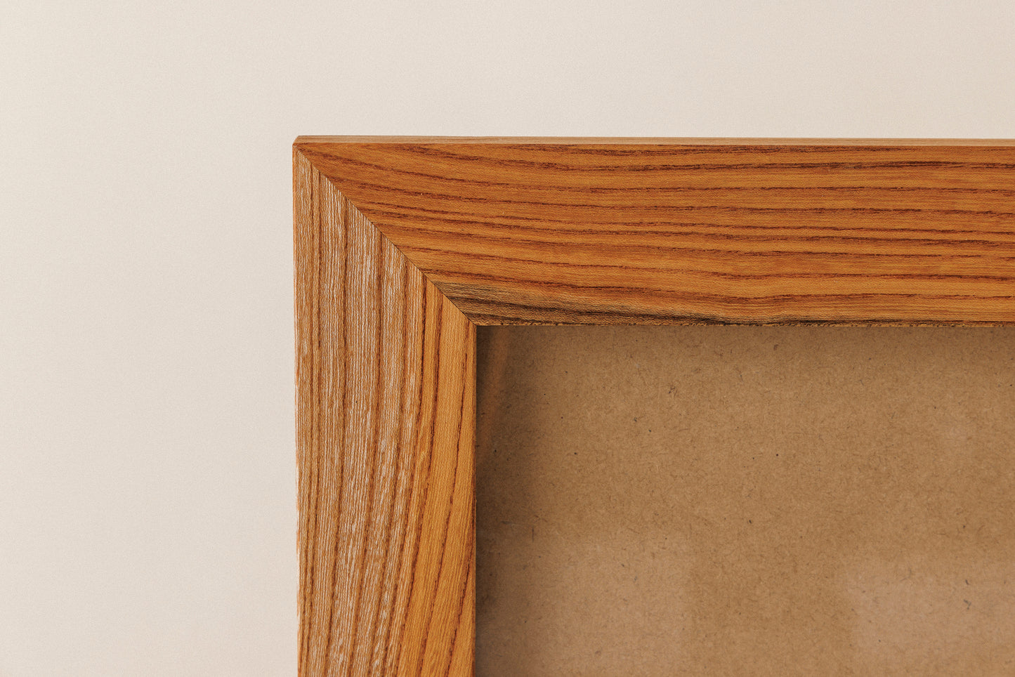 #133  A4 Frame