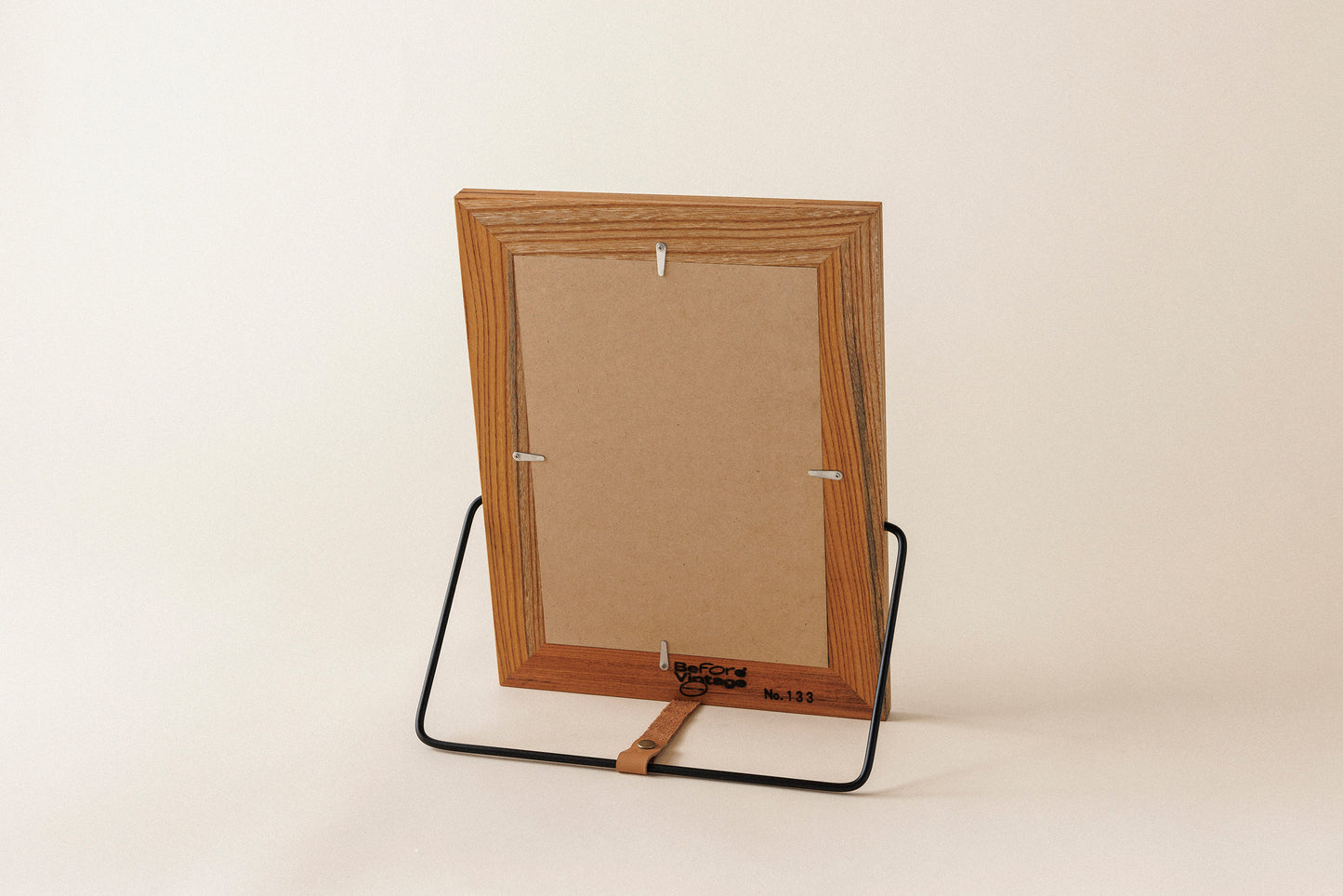 #133  A4 Frame