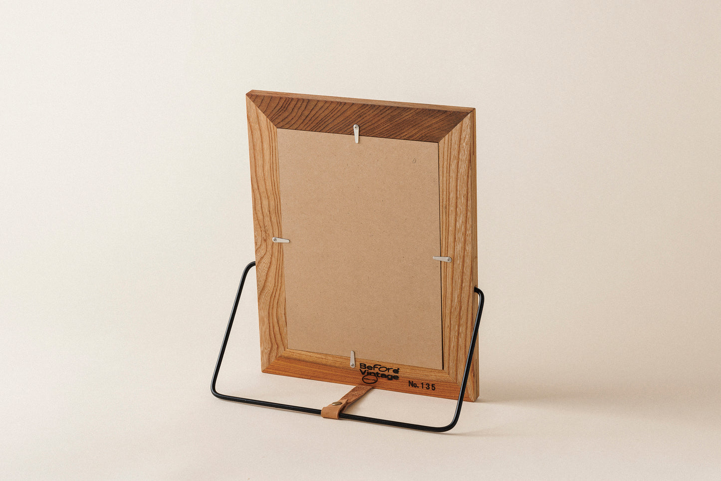 #135  A4 Frame