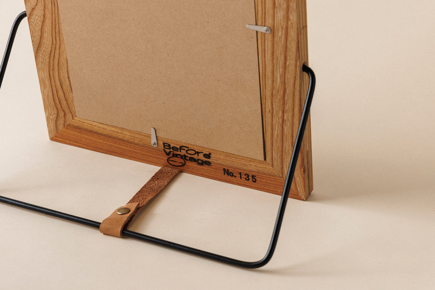 #136  A4 Frame
