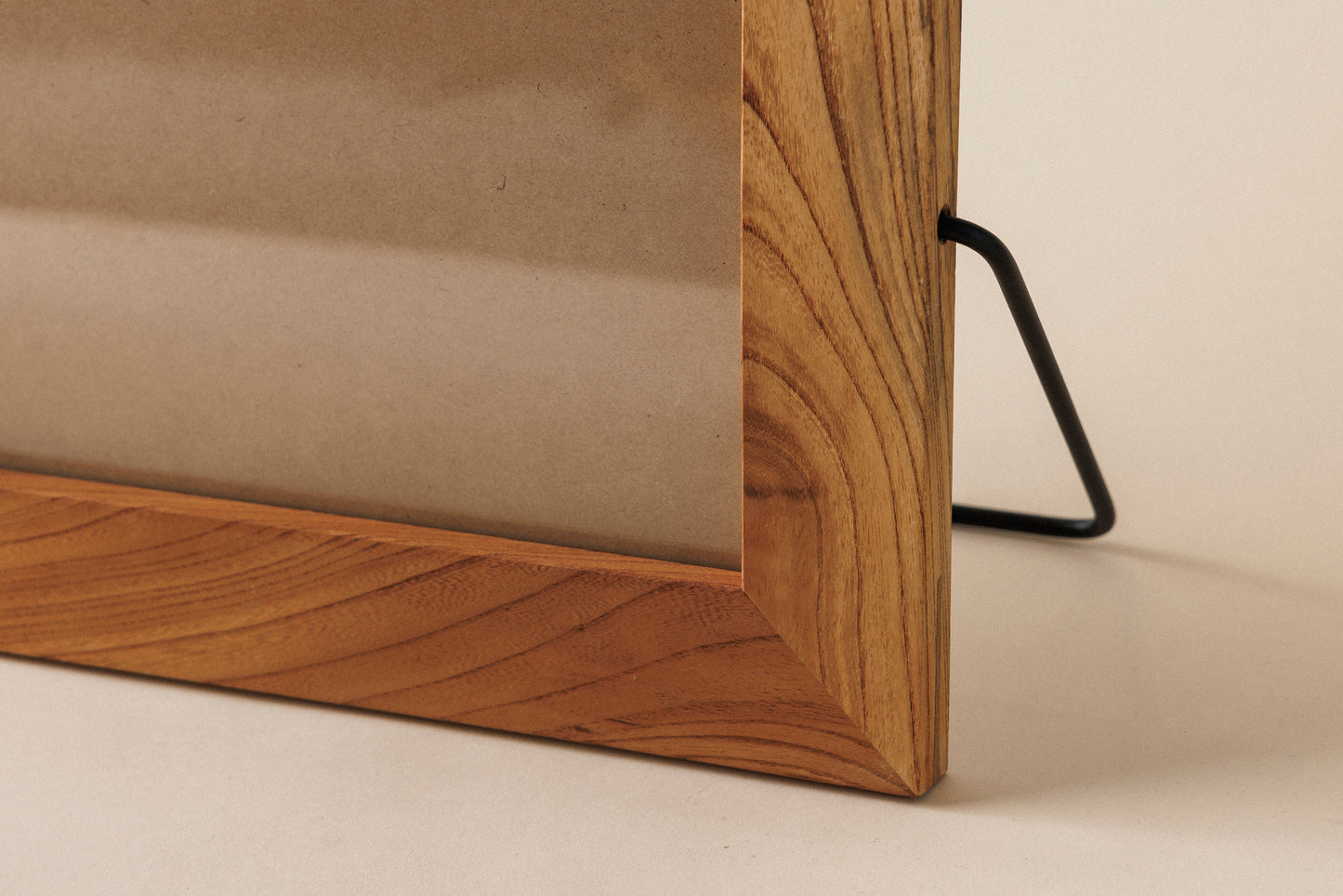#138  A4 Frame