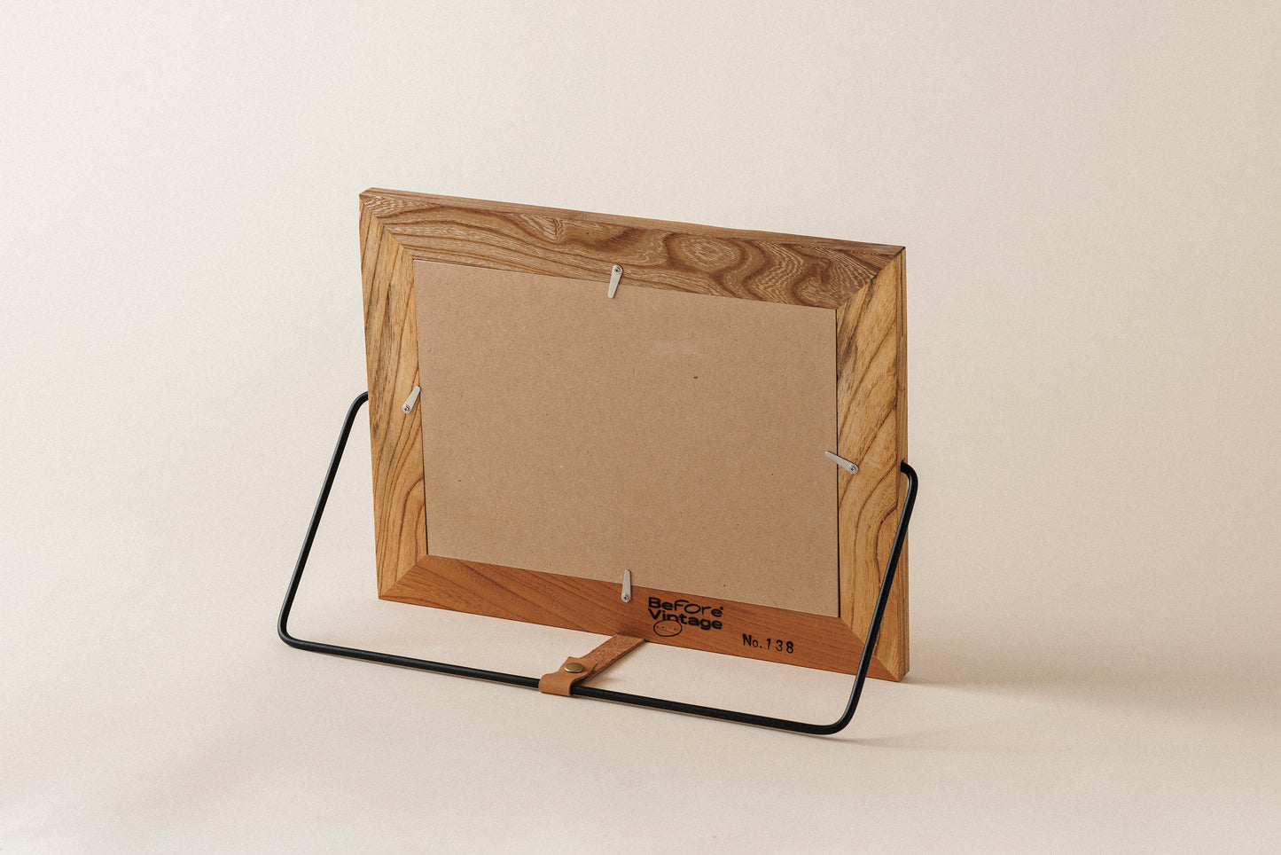 #138  A4 Frame