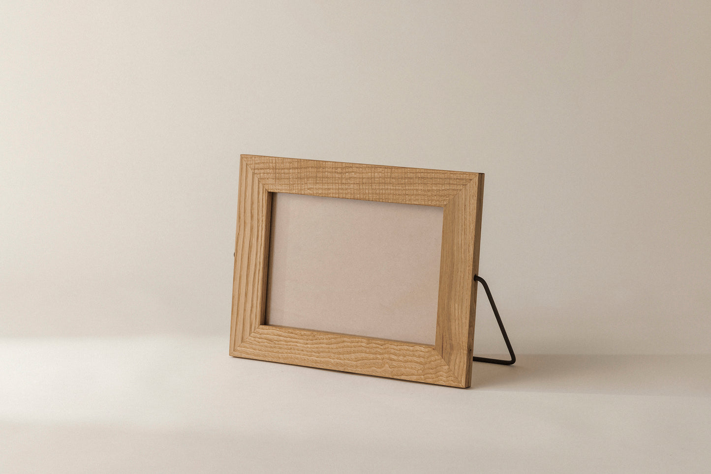 #92  A4 Frame