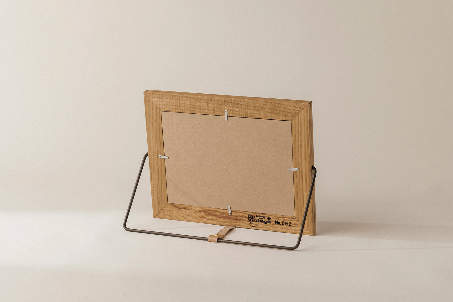 #92  A4 Frame