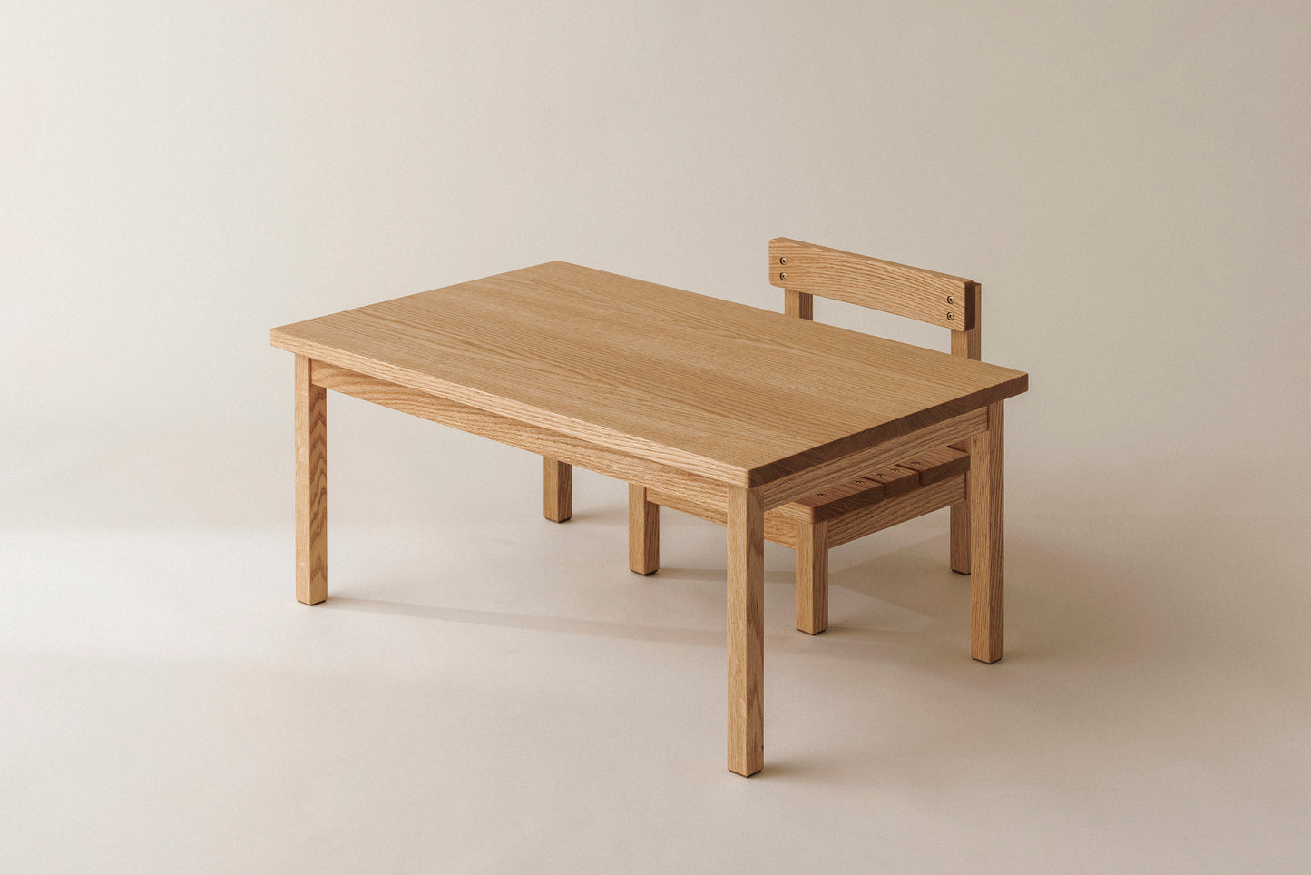 #106 Kids table