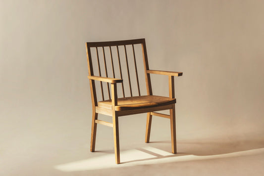 #44 Chair(armrest)