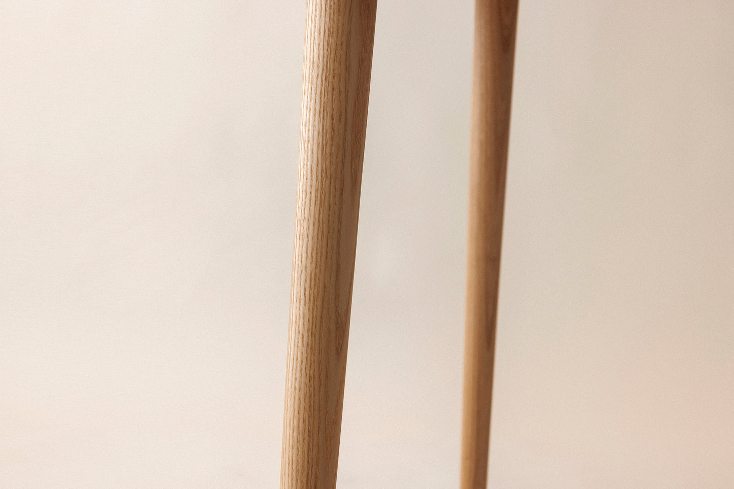 #175 Tavolo da pranzo rotondo