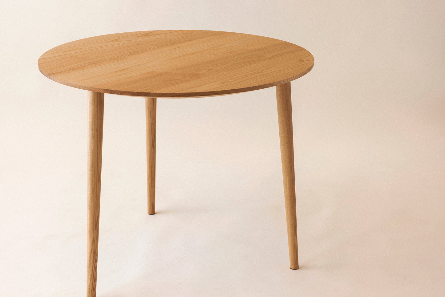 #175 Tavolo da pranzo rotondo