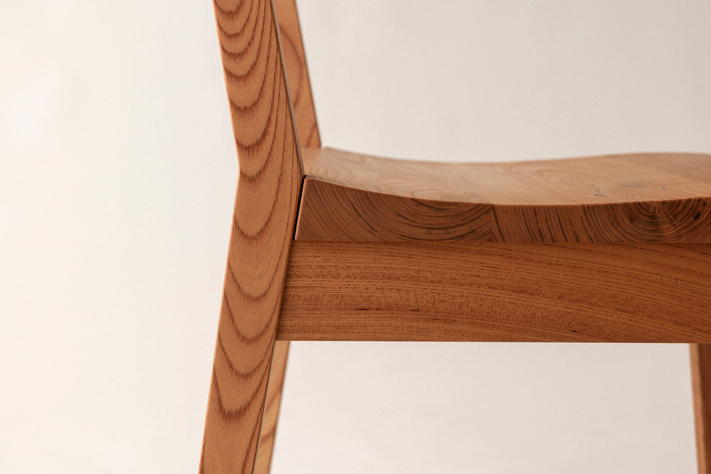 #179 Chair/Corrugated Seat