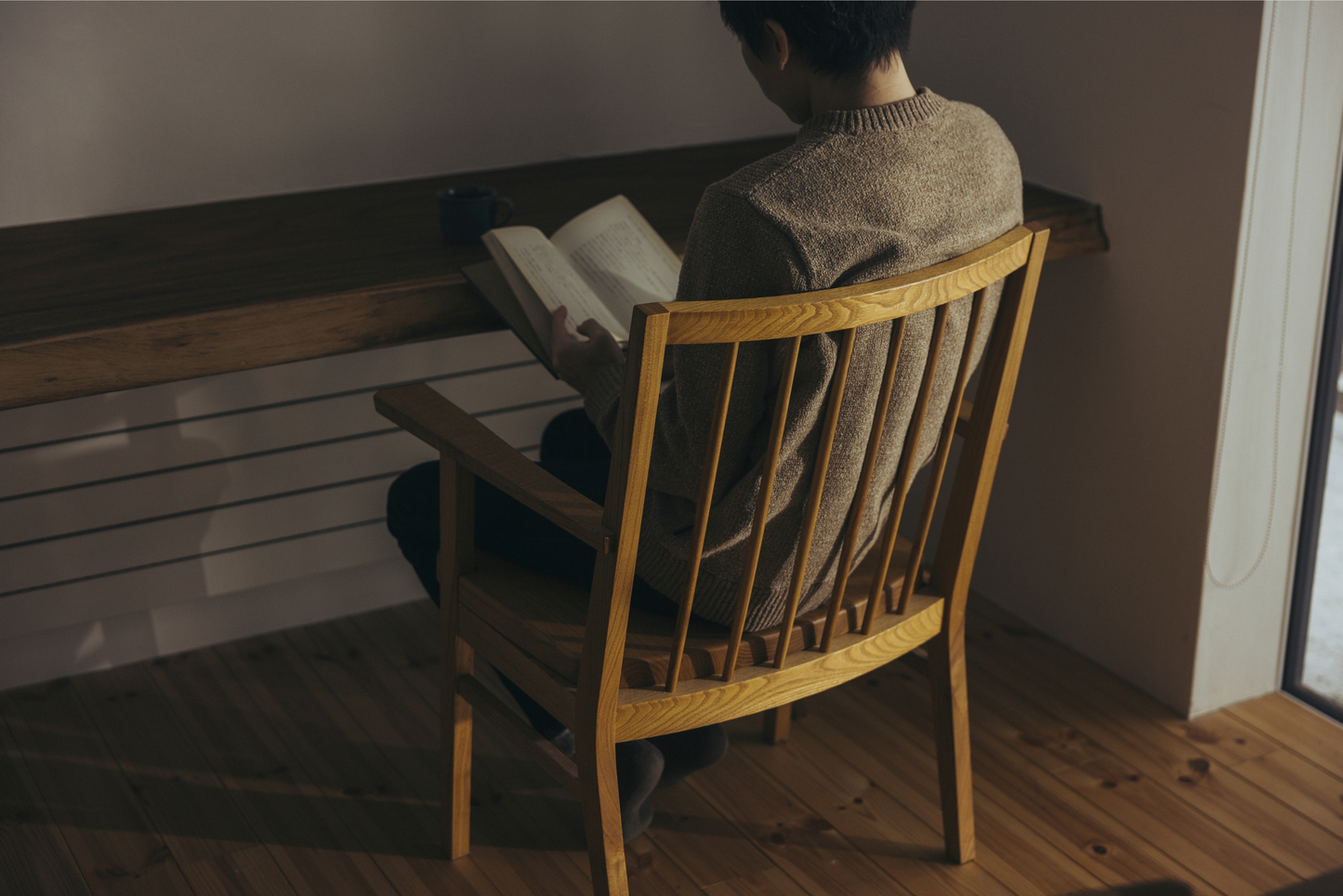 #44 Chair(armrest)