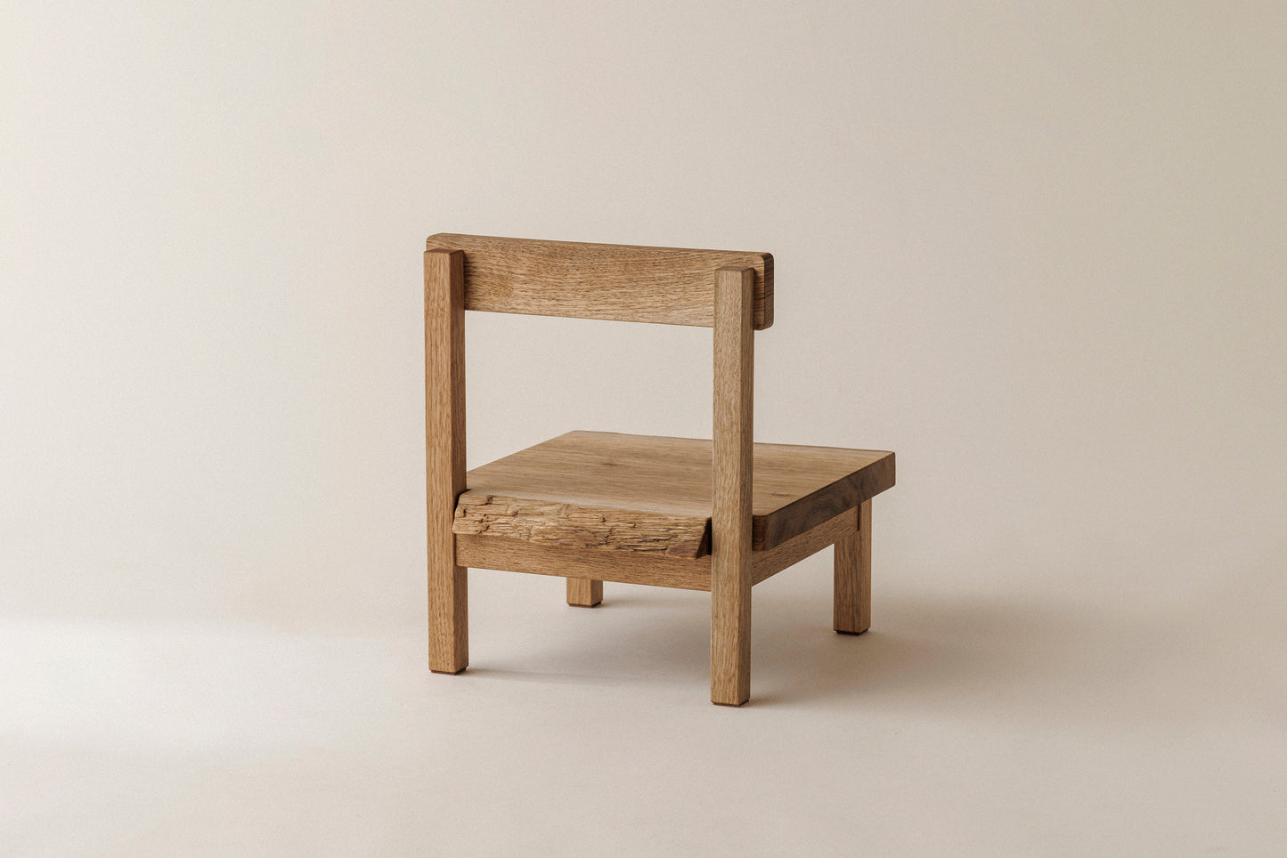 #107 Kids chair